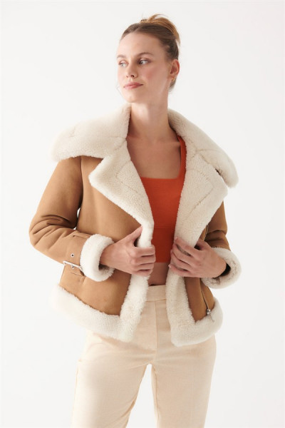  Charlotte, camel Lammfelljacke Damen